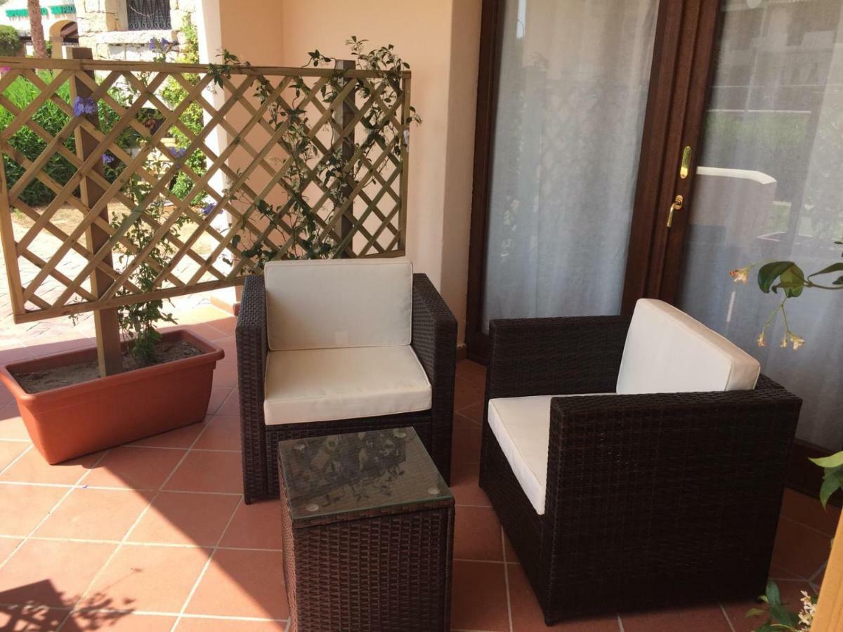 Esmeralda'S Rooms Loiri Porto San Paolo Exterior foto